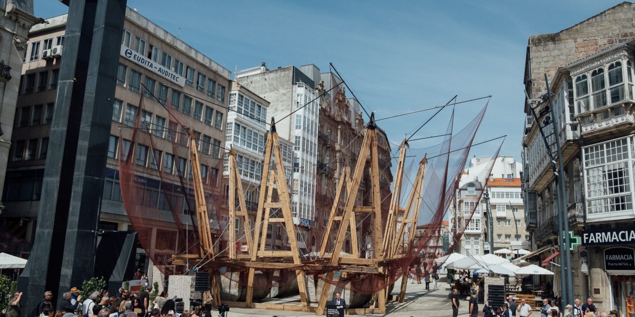 Una gran batea en la Porta do Sol de Vigo inaugura TAC! Festival de Arquitectura Urbana